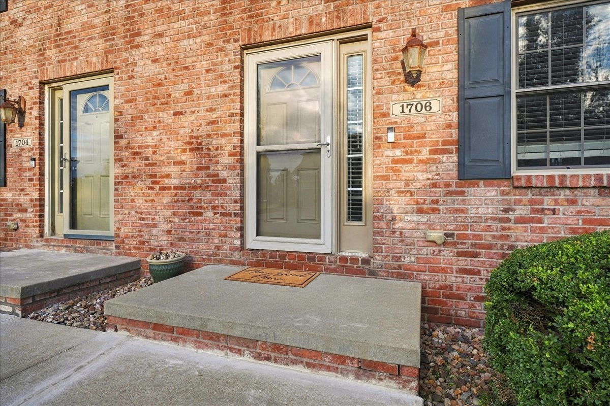 1706 Glenbridge Road