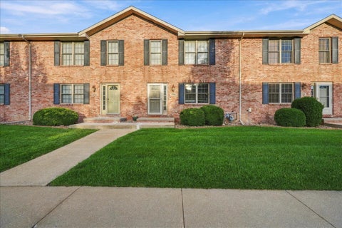 Photo of 1706 Glenbridge Road, Bloomington, IL 61704 (MLS # 12765029)