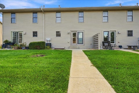 Tiny photo for 1706 Glenbridge Road, Bloomington, IL 61704 (MLS # 12765029)