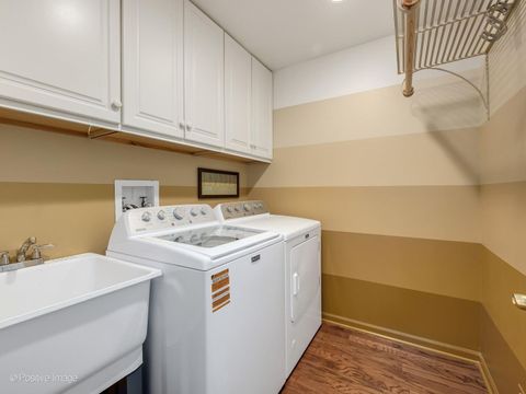 Tiny photo for 11025 Edgebrook Lane, Indian Head Park, IL 60525 (MLS # 12618138)