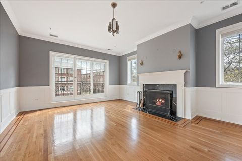 Tiny photo for 602 Hinman Avenue #2S, Evanston, IL 60202 (MLS # 12613236)