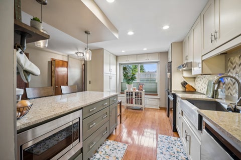 Tiny photo for 1406 Charleston Court, Geneva, IL 60134 (MLS # 12739940)