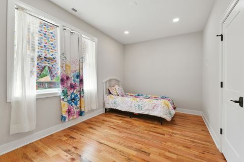 Tiny photo for 5032 S Michigan Avenue, Chicago, IL 60615 (MLS # 12456056)