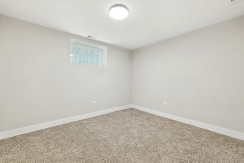 Tiny photo for 5032 S Michigan Avenue, Chicago, IL 60615 (MLS # 12456056)
