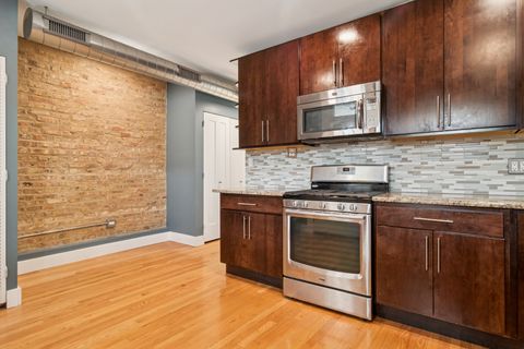 Tiny photo for 6232 N Broadway Street #2, Chicago, IL 60660 (MLS # 12514754)