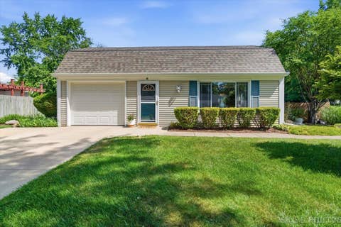Tiny photo for 10 Shermead Road, Montgomery, IL 60538 (MLS # 12666447)
