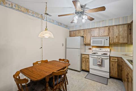 Tiny photo for 1200 W Northwest Highway #109, Mount Prospect, IL 60056 (MLS # 12668475)