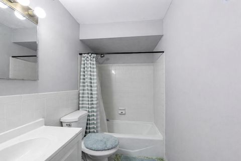 Tiny photo for 342 Klein Creek Court #5E, Carol Stream, IL 60188 (MLS # 12595460)