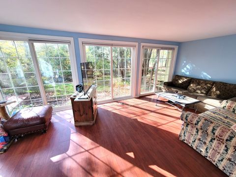 Tiny photo for 76 Whittington Course, St. Charles, IL 60174 (MLS # 12498981)