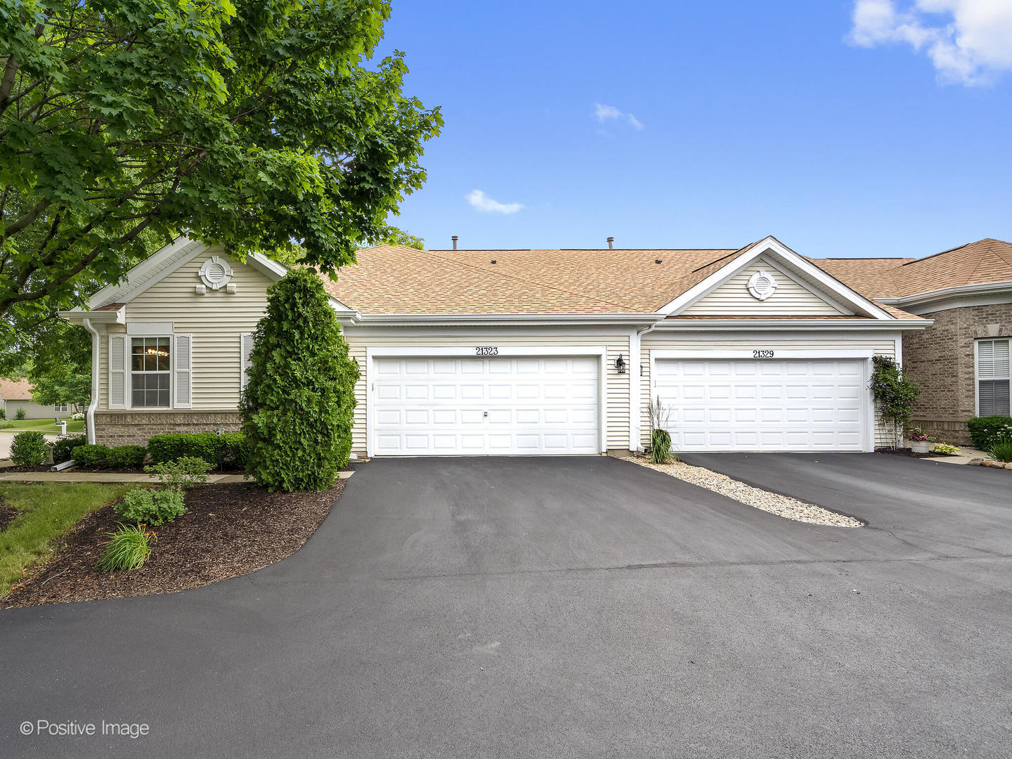 21323 W Juniper Lane 21323