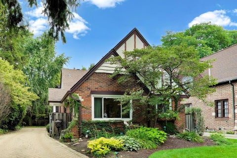 Photo of 1216 E Mayfair Road, Arlington Heights, IL 60004 (MLS # 12754781)