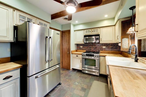 Tiny photo for 1216 E Mayfair Road, Arlington Heights, IL 60004 (MLS # 12754781)