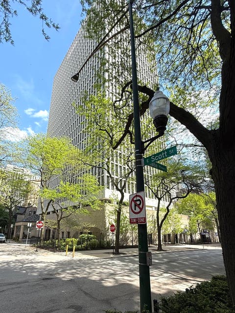 Photo of 1 E Scott Street #1811, Chicago, IL 60610 (MLS # 12734488)