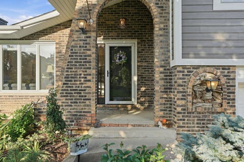Tiny photo for 919 Hillview Drive, Lemont, IL 60439 (MLS # 12704467)