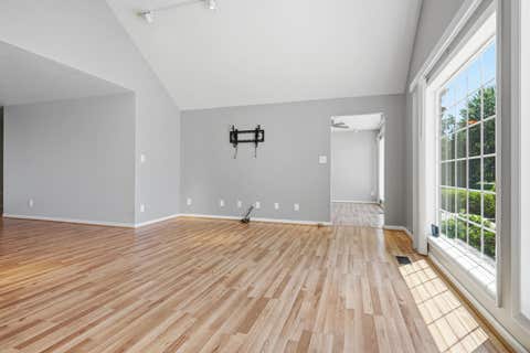 Tiny photo for 15863 E 2120 North Road, Pontiac, IL 61764 (MLS # 12662966)