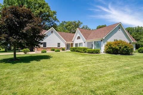 Tiny photo for 15863 E 2120 North Road, Pontiac, IL 61764 (MLS # 12662966)
