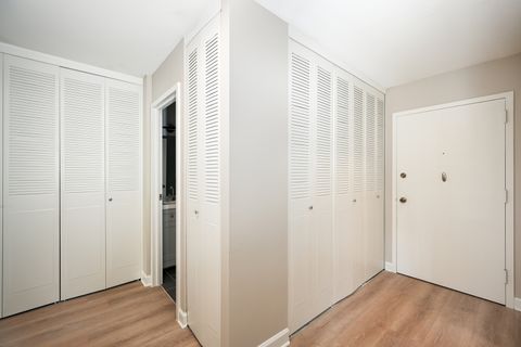 Tiny photo for 2222 S Stewart Avenue #3D, Lombard, IL 60148 (MLS # 12490580)