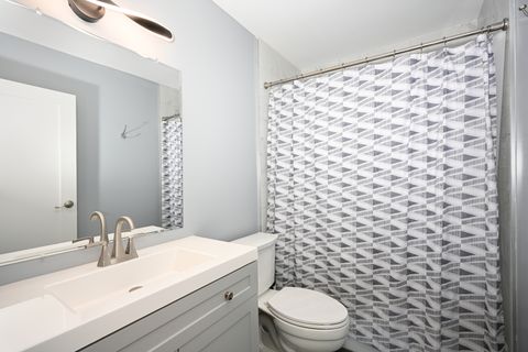 Tiny photo for 2222 S Stewart Avenue #3D, Lombard, IL 60148 (MLS # 12490580)