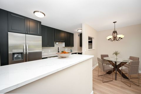 Tiny photo for 2222 S Stewart Avenue #3D, Lombard, IL 60148 (MLS # 12490580)