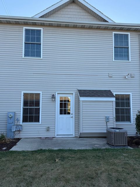 Tiny photo for 1603 Riverside Circle, Dixon, IL 61021 (MLS # 12490673)