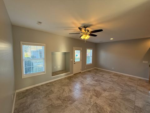 Tiny photo for 1603 Riverside Circle, Dixon, IL 61021 (MLS # 12490673)