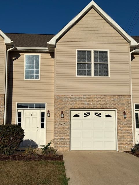 Photo of 1603 Riverside Circle, Dixon, IL 61021 (MLS # 12490673)
