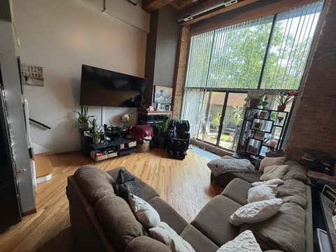 Tiny photo for 2614 N Clybourn Avenue #106, Chicago, IL 60614 (MLS # 12740598)