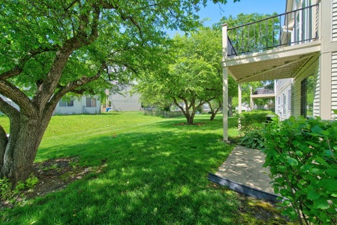 Tiny photo for 354 ASHFORD Circle #1, Bartlett, IL 60103 (MLS # 12677542)