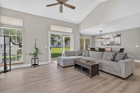 Tiny photo for 354 ASHFORD Circle #1, Bartlett, IL 60103 (MLS # 12677542)
