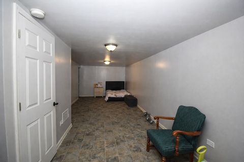 Tiny photo for 2042 GIDEON Avenue, Zion, IL 60099 (MLS # 12632441)