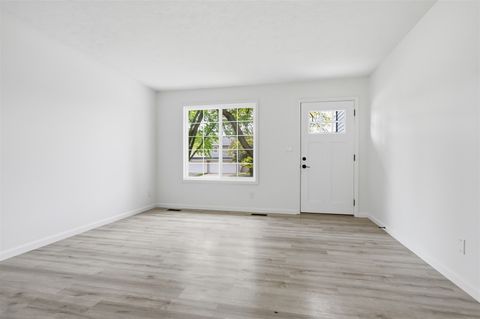 Tiny photo for 1307 Bancroft Drive, Bloomington, IL 61704 (MLS # 12636582)