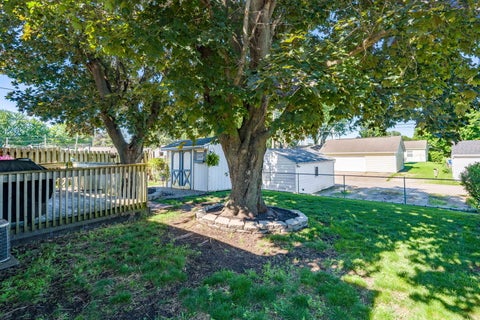 Tiny photo for 2020 N LINCOLN Avenue, Davenport, IA 52804 (MLS # 12684335)