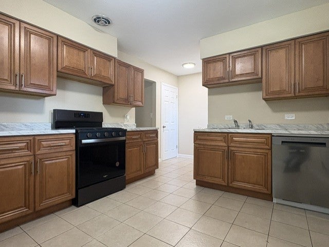 180 E Northwest Highway A