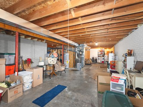 Tiny photo for 5018 Coventry Court, Davenport, IA 52807 (MLS # 12602680)