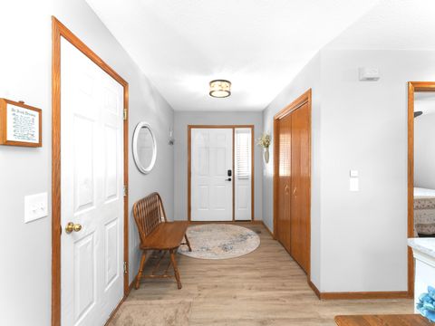 Tiny photo for 5018 Coventry Court, Davenport, IA 52807 (MLS # 12602680)