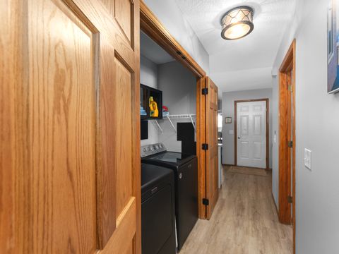 Tiny photo for 5018 Coventry Court, Davenport, IA 52807 (MLS # 12602680)