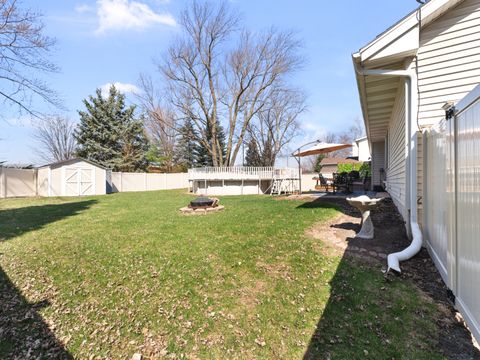 Tiny photo for 5018 Coventry Court, Davenport, IA 52807 (MLS # 12602680)