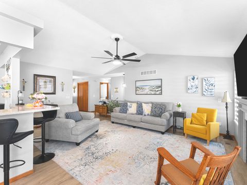 Tiny photo for 5018 Coventry Court, Davenport, IA 52807 (MLS # 12602680)