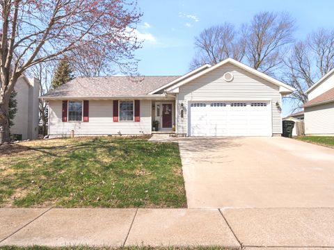 Photo of 5018 Coventry Court, Davenport, IA 52807 (MLS # 12602680)