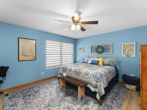 Tiny photo for 5018 Coventry Court, Davenport, IA 52807 (MLS # 12602680)