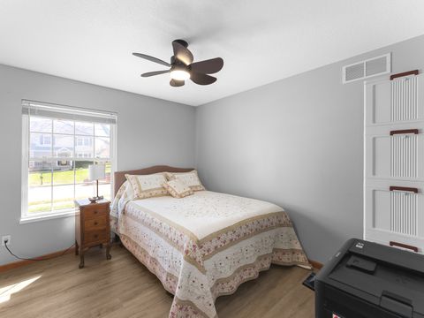 Tiny photo for 5018 Coventry Court, Davenport, IA 52807 (MLS # 12602680)