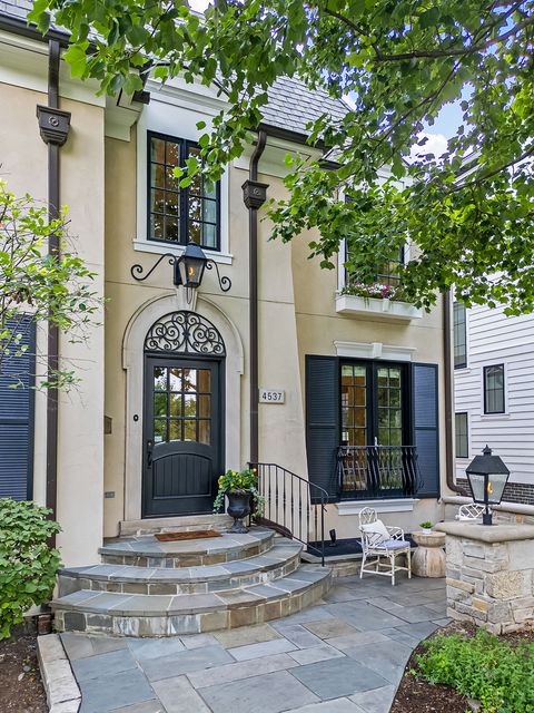 Tiny photo for 4537 Clausen Avenue, Western Springs, IL 60558 (MLS # 12372384)