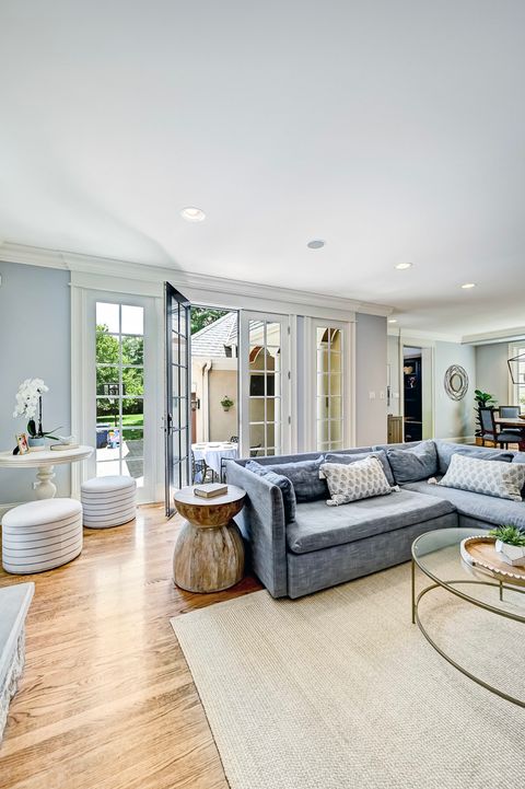 Tiny photo for 4537 Clausen Avenue, Western Springs, IL 60558 (MLS # 12372384)