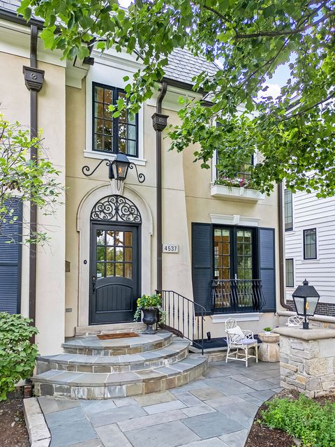 Tiny photo for 4537 Clausen Avenue, Western Springs, IL 60558 (MLS # 12372384)