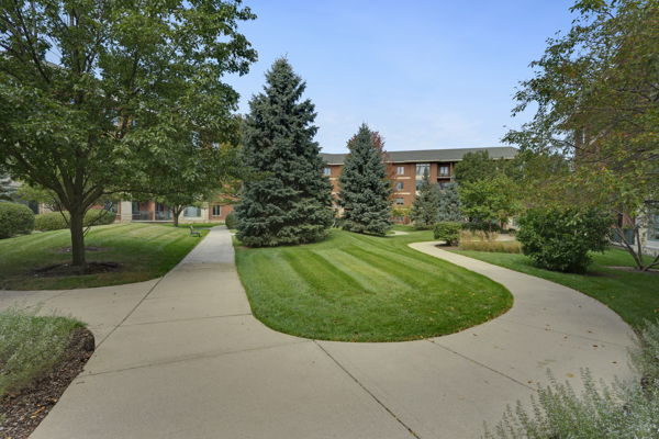 855 E 22nd Street 416