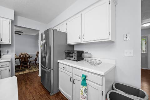 Tiny photo for 816 W 57th Street, Davenport, IA 52806 (MLS # 12688341)