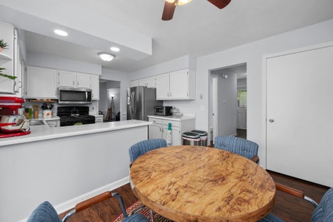 Tiny photo for 816 W 57th Street, Davenport, IA 52806 (MLS # 12688341)