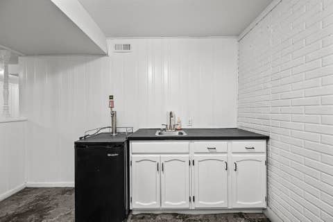 Tiny photo for 816 W 57th Street, Davenport, IA 52806 (MLS # 12688341)