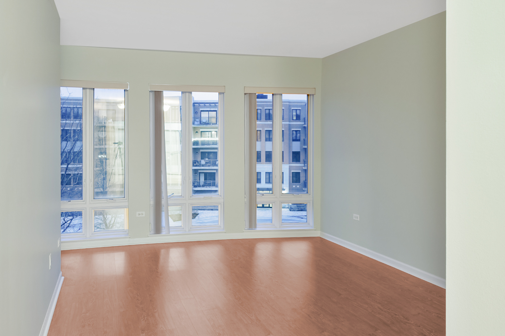 135 S YORK Street 314