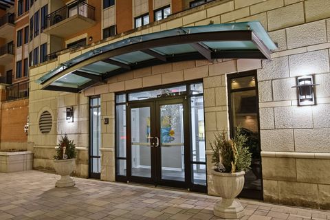 Tiny photo for 135 S YORK Street #314, Elmhurst, IL 60126 (MLS # 12547030)